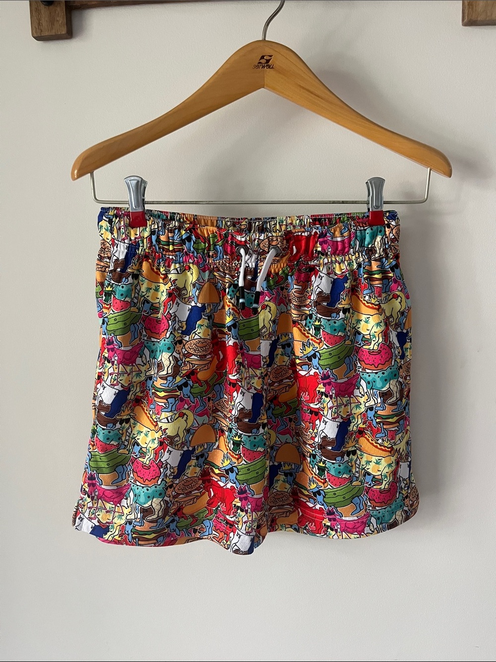 GOAT USA Food Print Mesh Athletic Shorts Boys YXL Novelty Donut Pickle Bagel - Picture 9 of 14